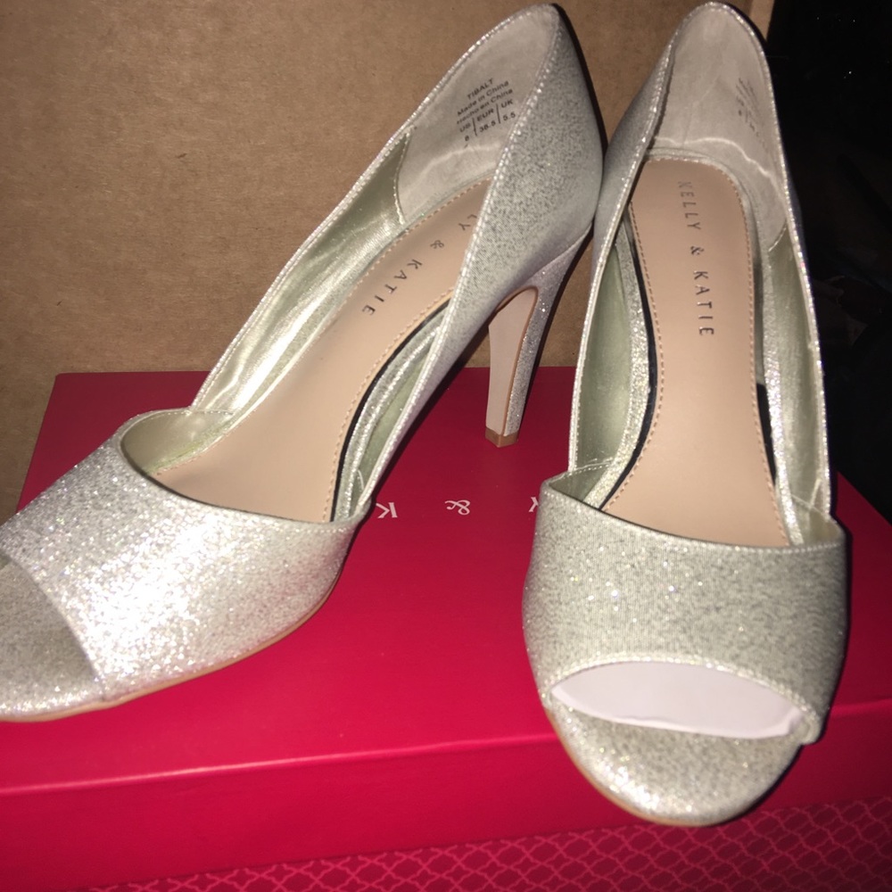 Medium high heels !